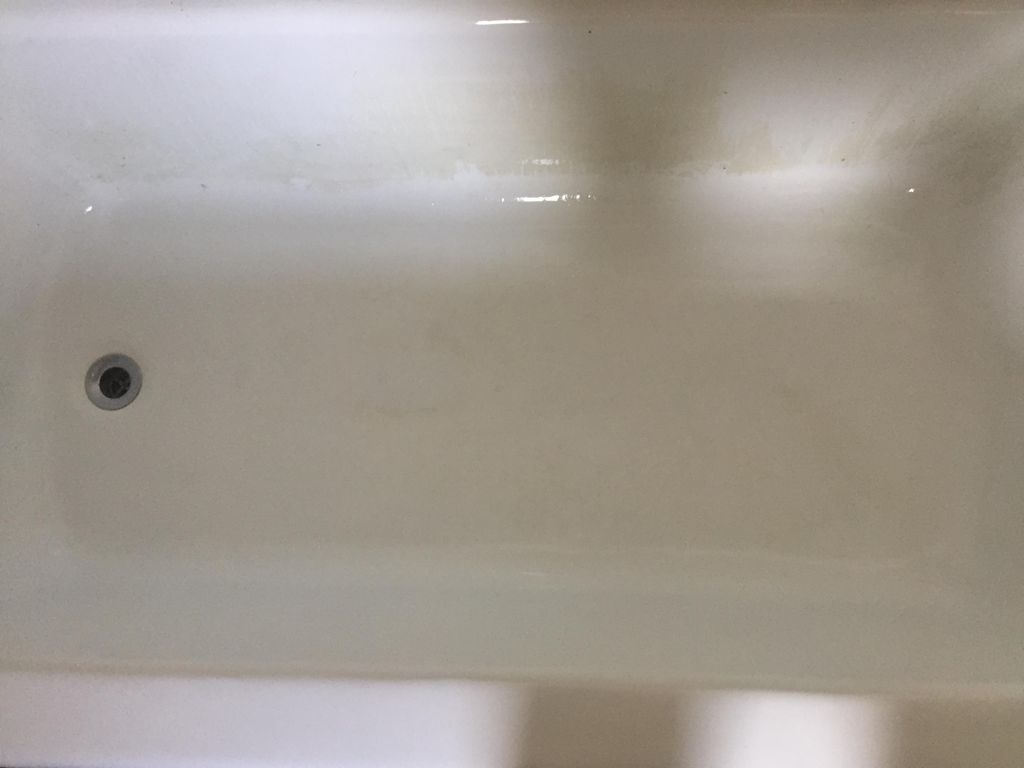 Left side is clean the bottom is how dirty it was 