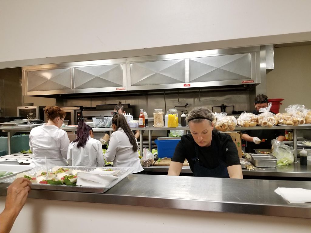 Beth El Temple dinner 200