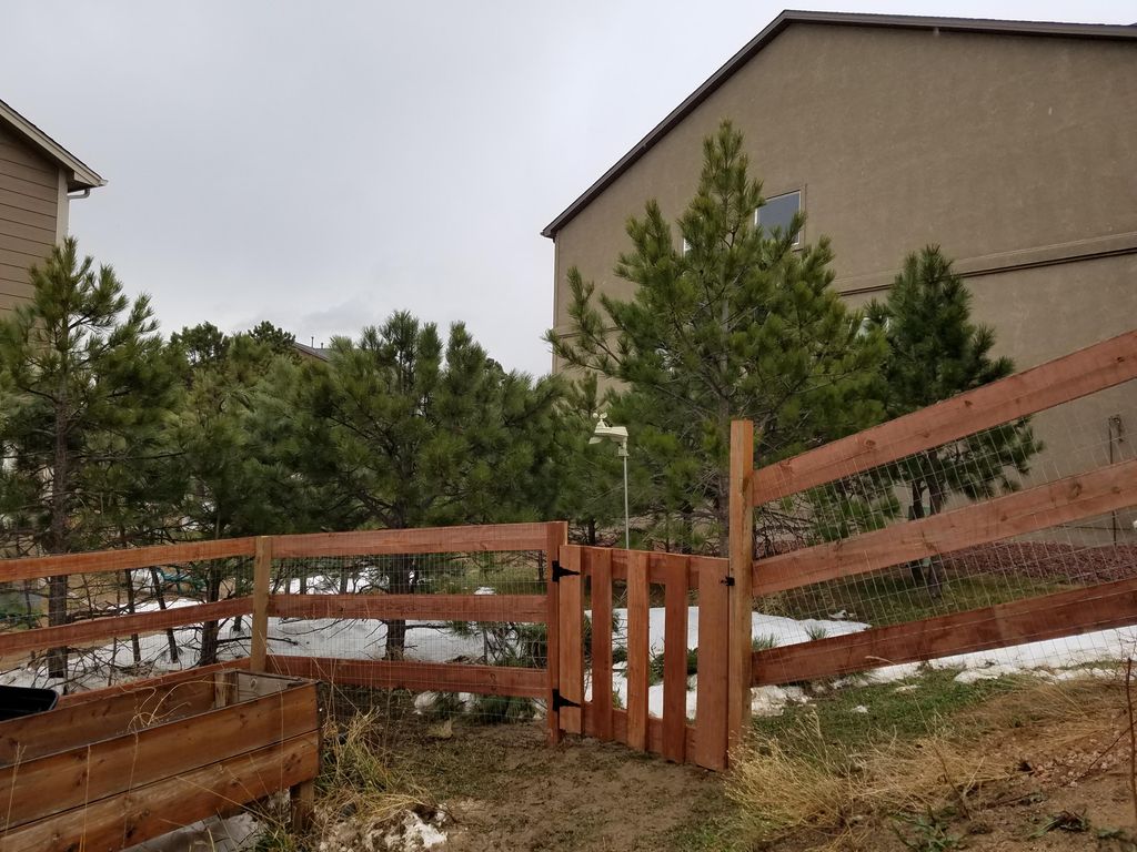 Dog Run Fence