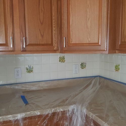 tile backsplash  before removed