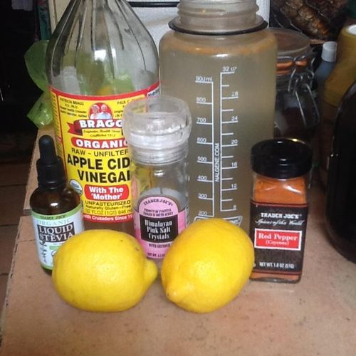Master Cleanse: pure clean water, raw apple cider 