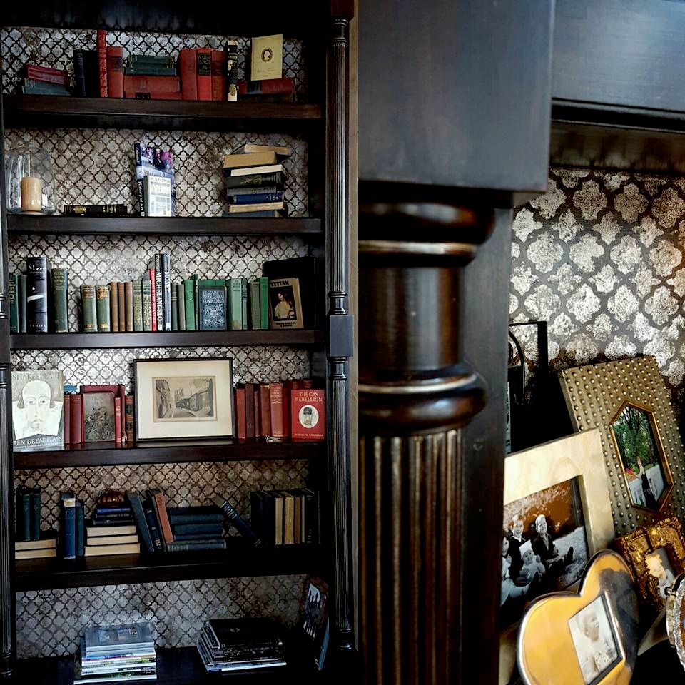 Leafed & Wood Grained Built-ins