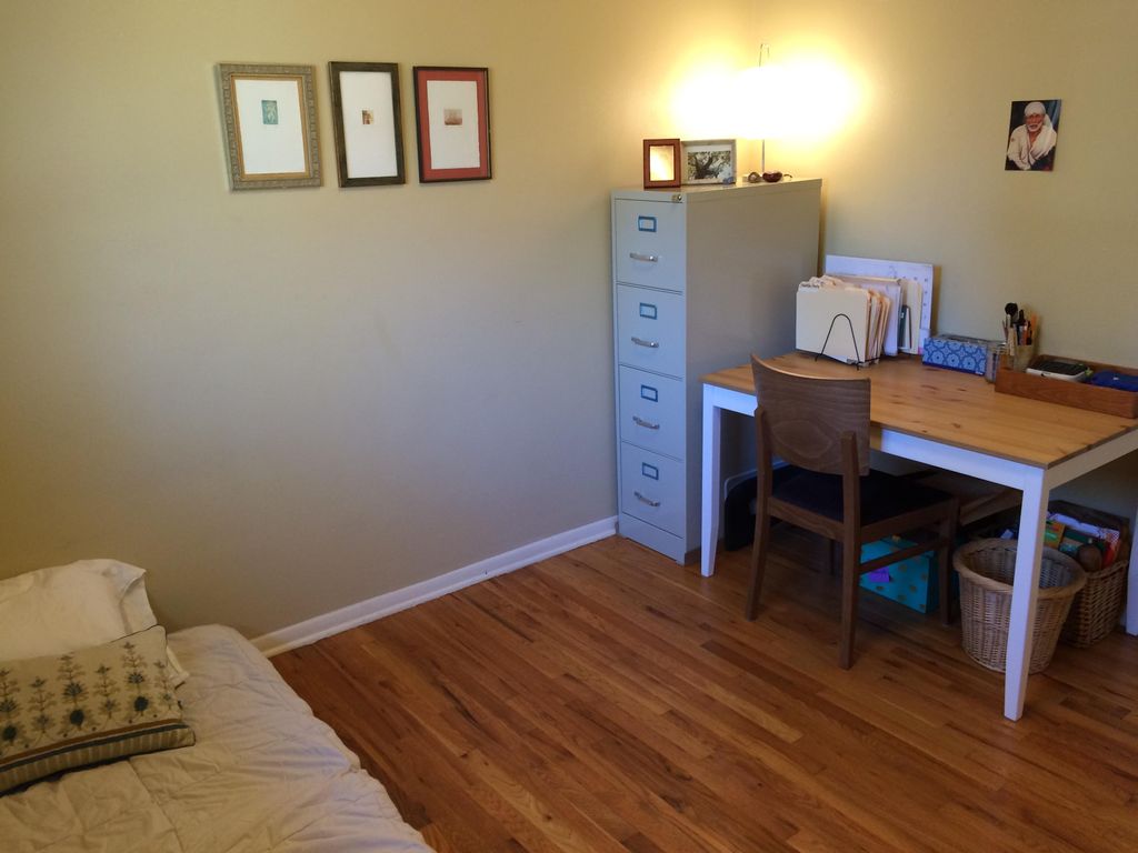 AFTER: Small guest room/office organization and re