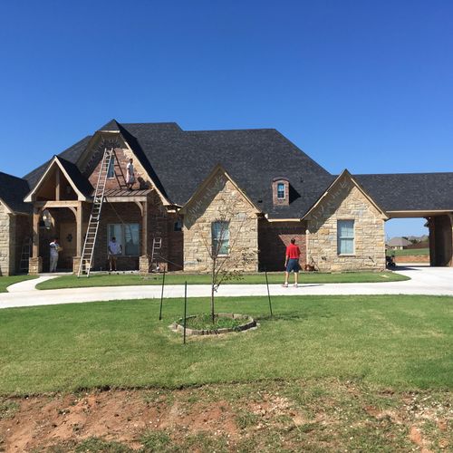 Very beautiful home towards Mustang, OK. We staine