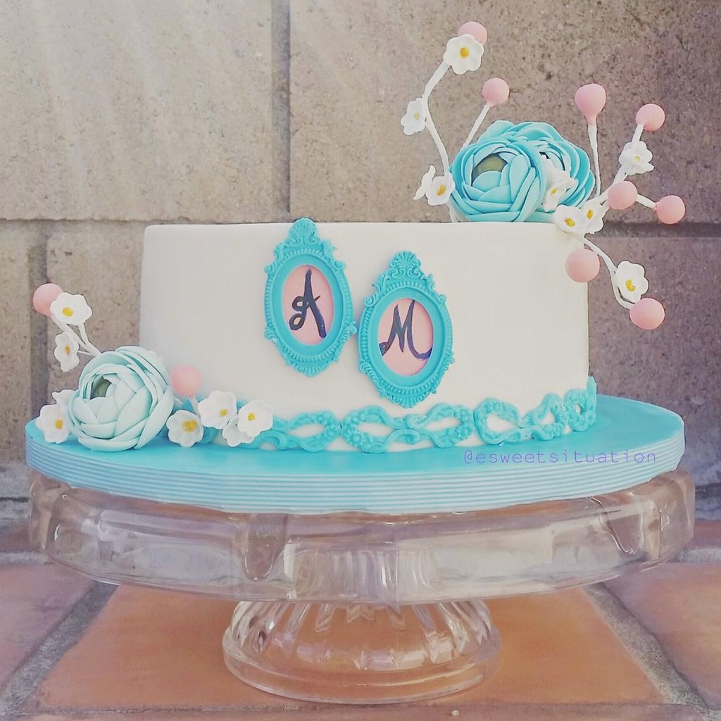 anniversary cake