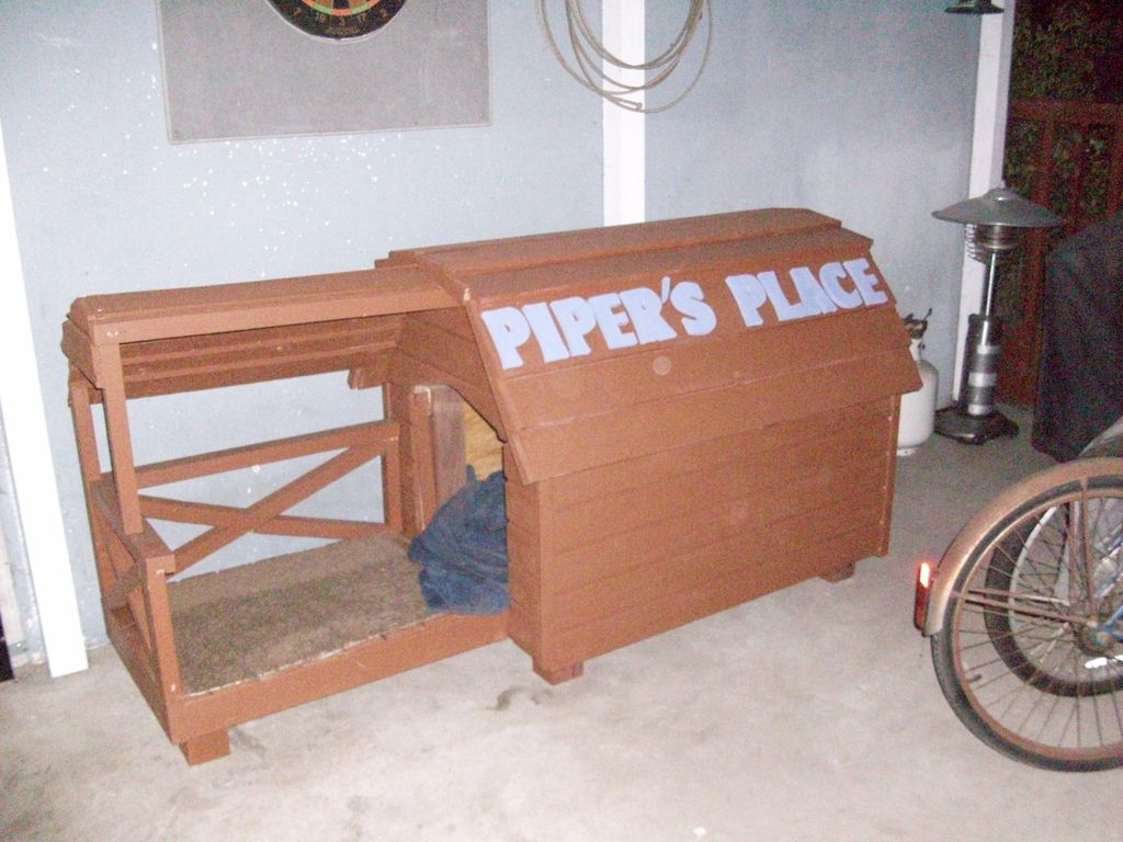 Client request for a dog house with porch