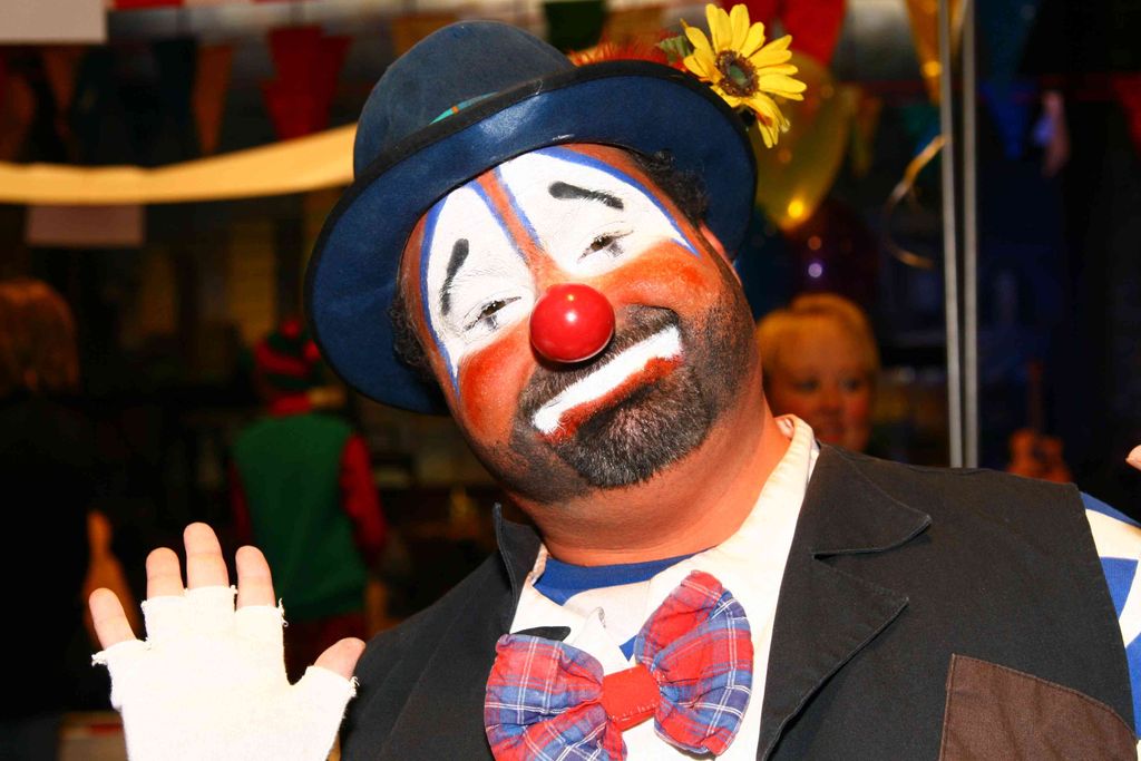 CLOWNING