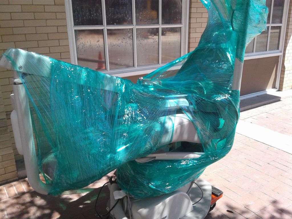 Dentist chair. Very heavy 