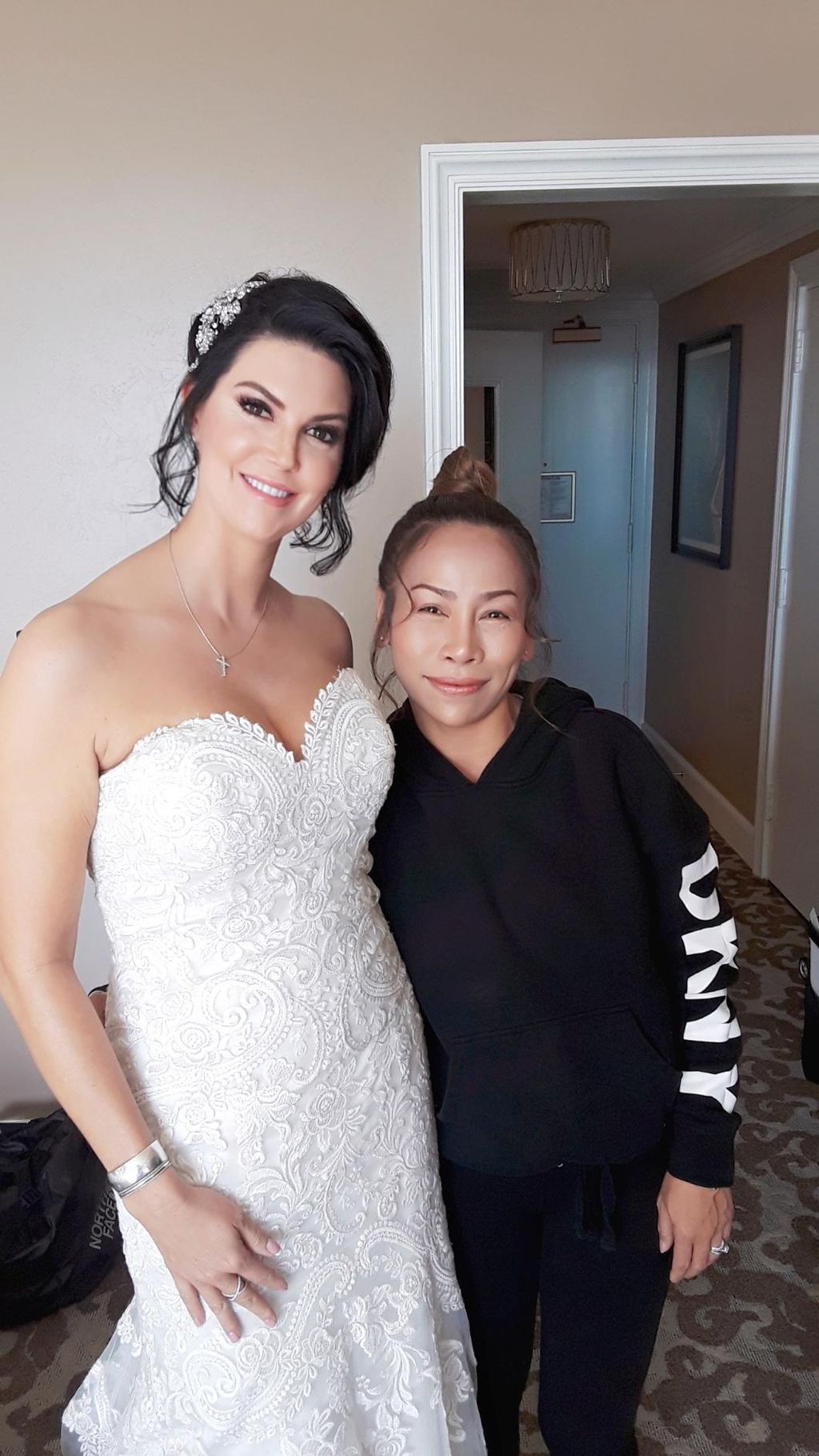 Beautyful bridal & Nina Hairstylist and makeup art