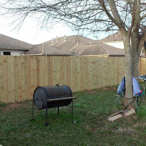 Replace Fence. Katy TX.