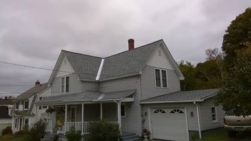 Strip and Re-shingle in Barre VT. Dual grey shingl
