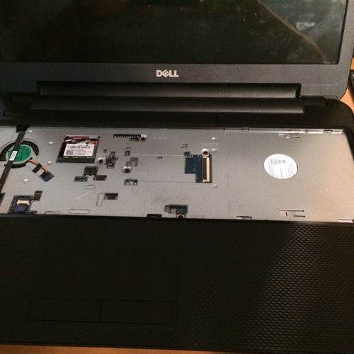 Laptop LCD replacement 1