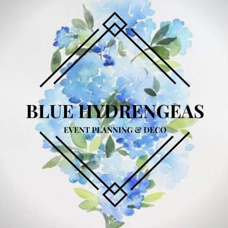 Blue Hydrengeas |Event Planning & Deco