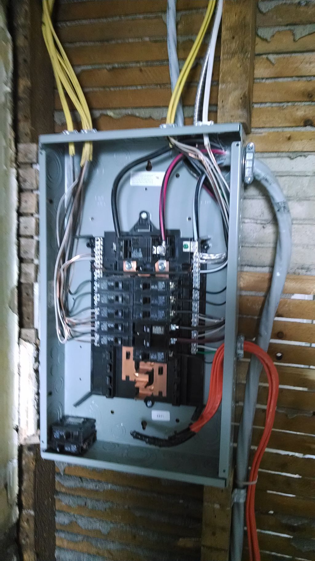 New panel in Apartment in the New Center area of D