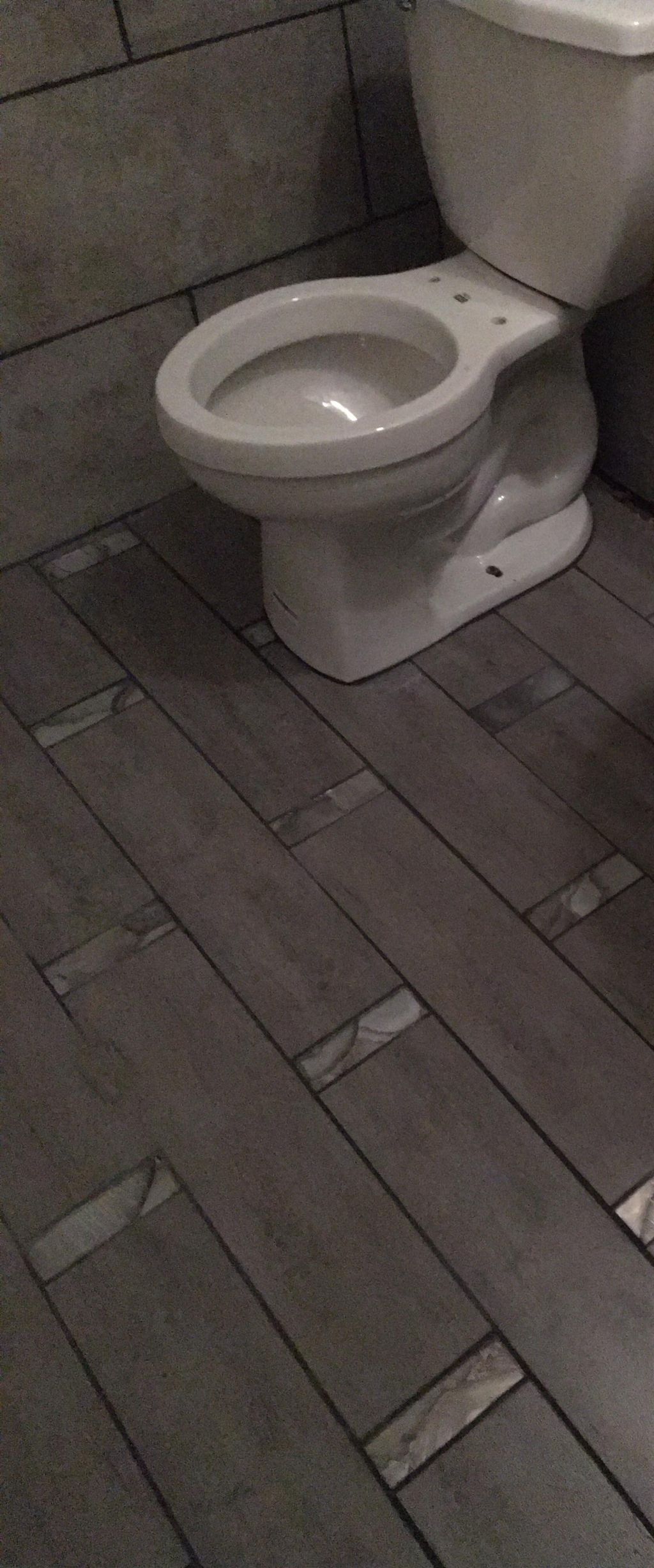 Floor tile