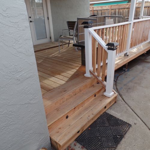 Deck with Railings now installed, and starting to 