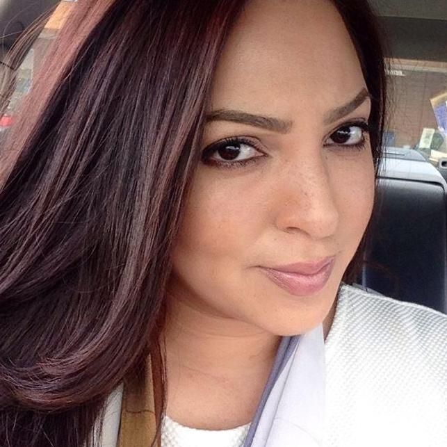 Elle | Freelance Makeup Artist