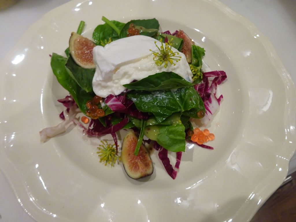 Burrata and baby spinach salad with grilled figs a