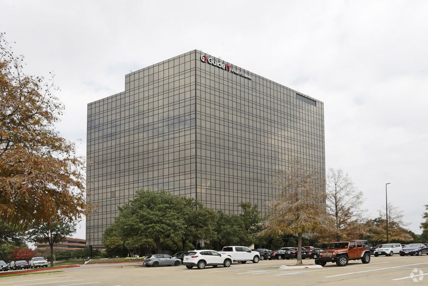 Plano Location (101 E. Park Blvd)