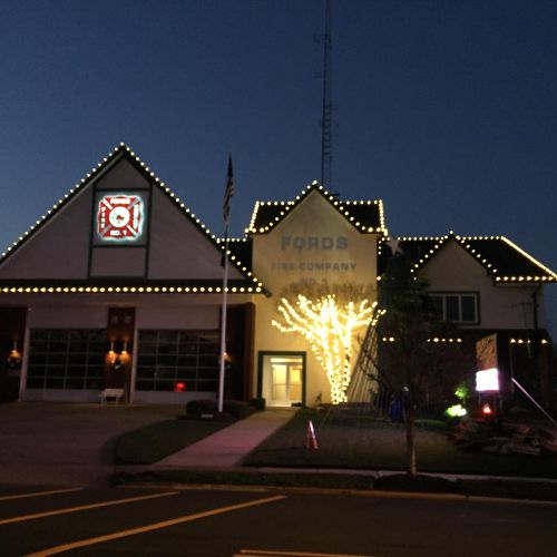 We Hang Holiday Lights Toms River, NJ Thumbtack
