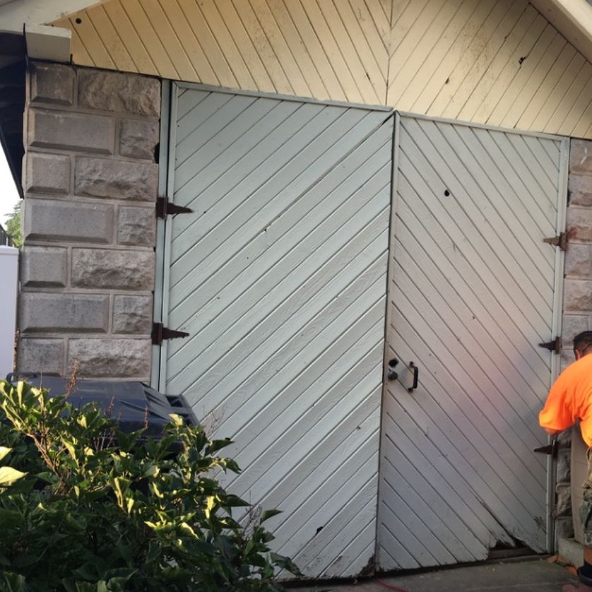 Newark Garage Door Repair Company