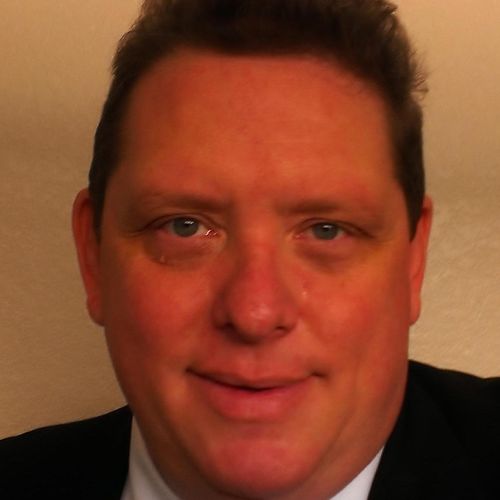 Chris Hilton