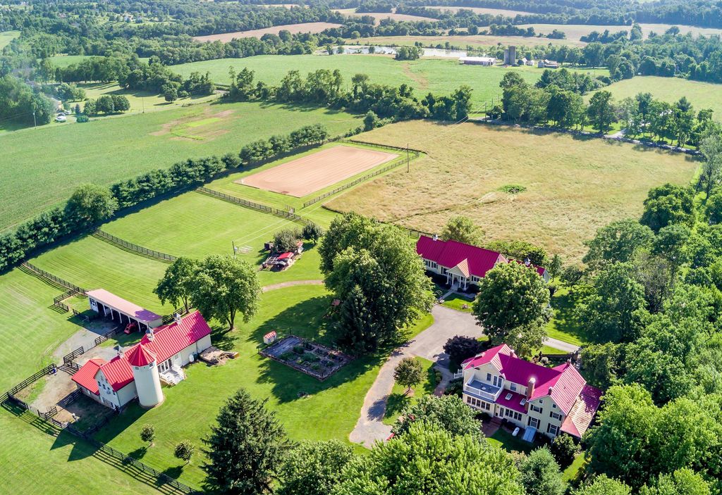 Storybook Setting - 12 acres