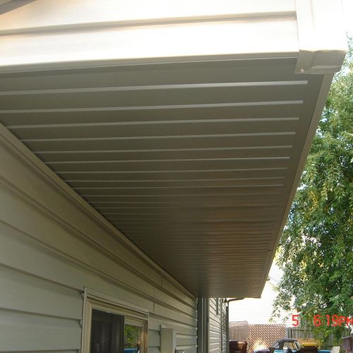 Maintaining the eaves and overhangs of your home c