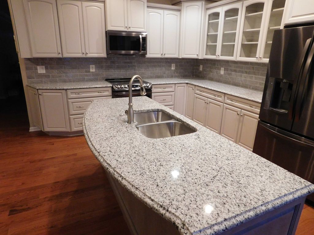 Dallas White Granite