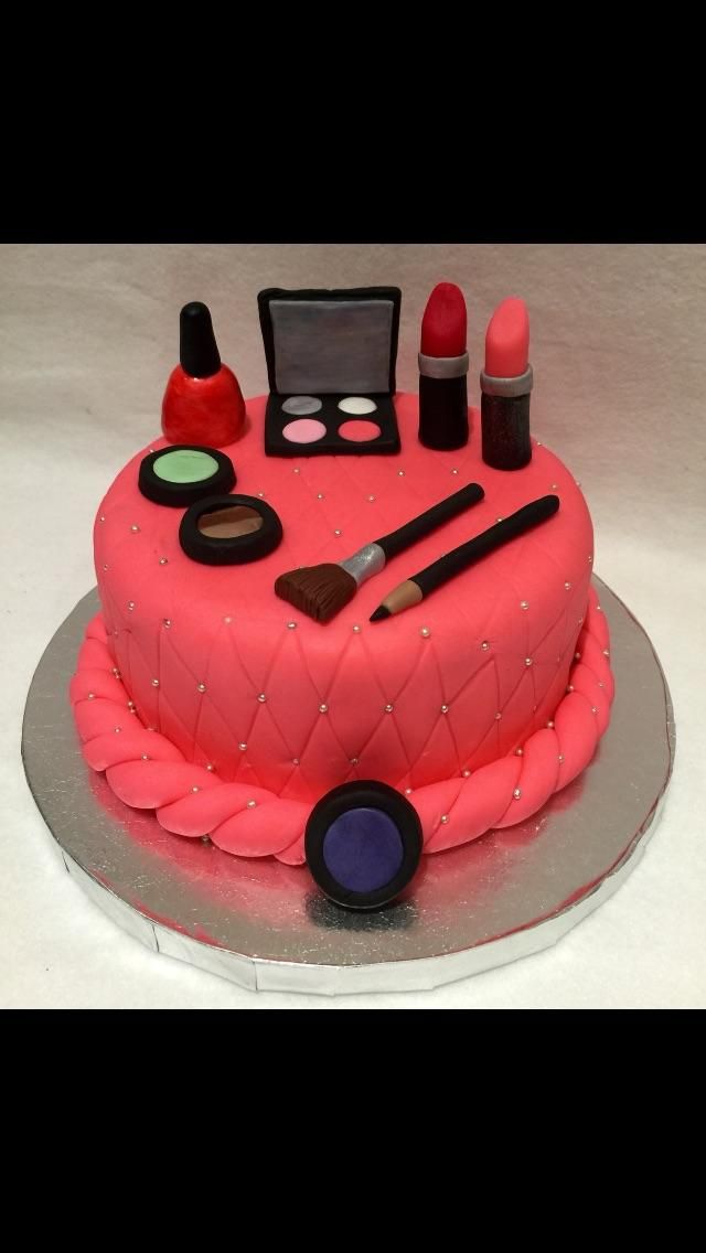 Cosmetic vanilla rum cake