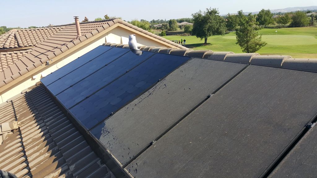 left clean right dirty. when cleaned panel can get