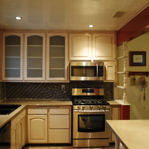 Full kitchen remodel in Upland
Paint, counter tops