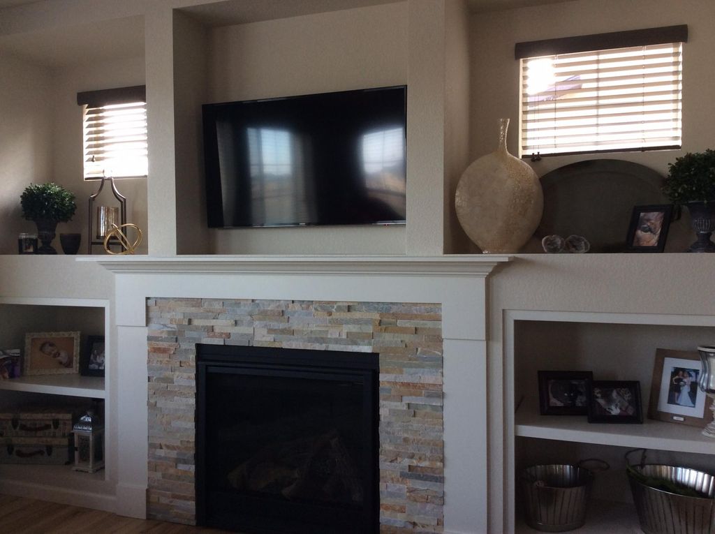 New fireplace tile and mantle