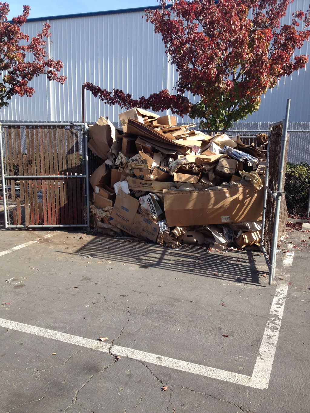 Tracy Commercial Property Cleanup needed