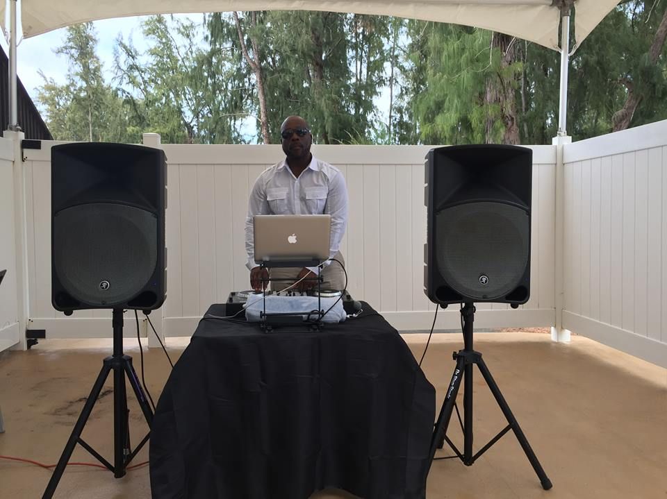 Basic Outdoor Birthday Party Setup.