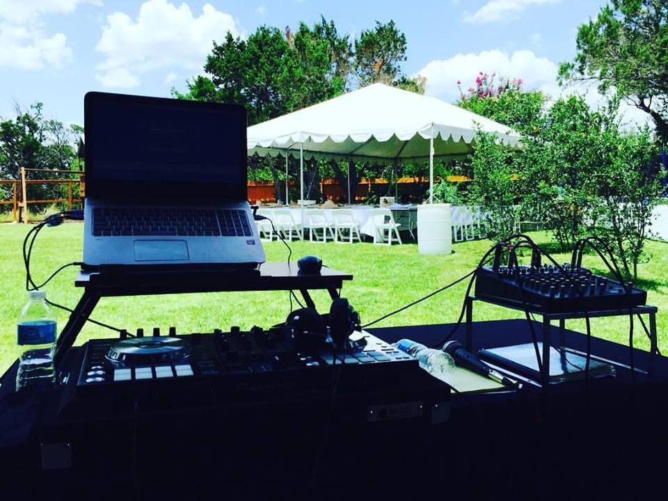 Wedding DJ