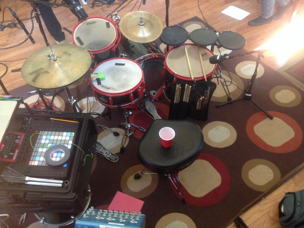 Hybrid Acoustic Electric laptop drum kit