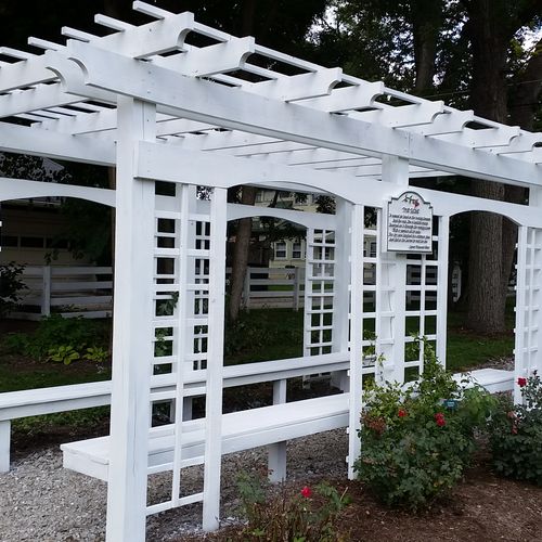 Here is the Finished Arbor.