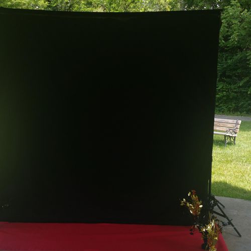 Our 8x8 Free Standing booth with green screen able