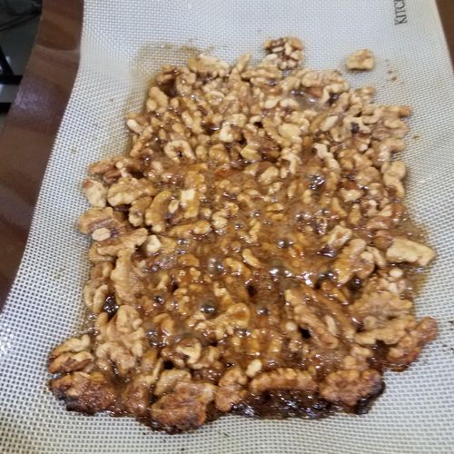 vegan candied walnuts