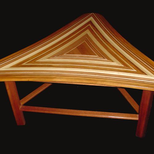 Curved triangle coffe table