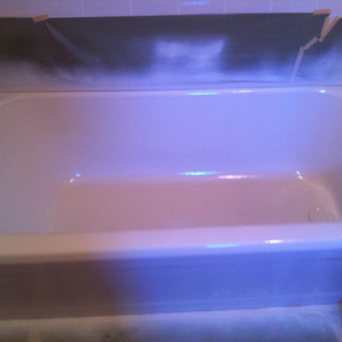 this is the after photo of the pink bathtub reglaz