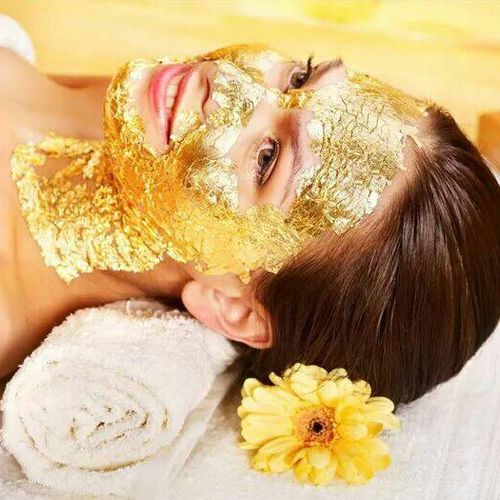Refreshing 24kt Gold Masque Facial