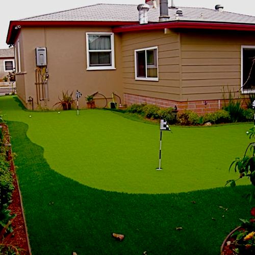 Custom Backyard Putting Green, At Home Golf!