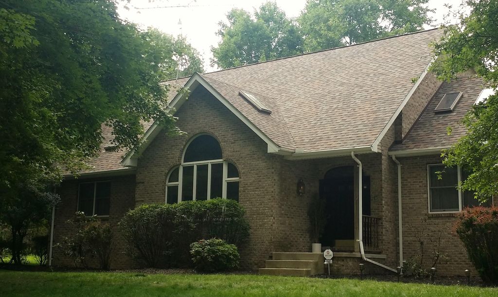 Brick Home Roof Replacement

General Roofing Owens