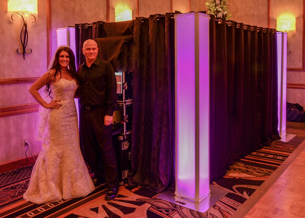 The Glow Booth! Illuminated columns create a class
