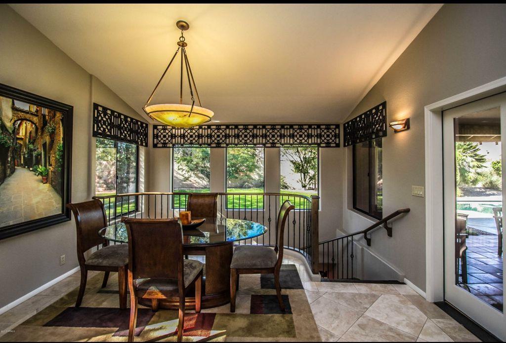 GRIMM RESIDENCE | Tatum & 56th
This home was featu