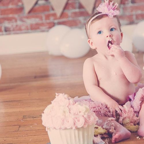 First birthday cake smash pictures, little lady tu