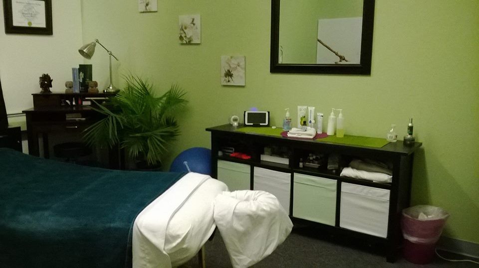 The room is all spruced up and ready to go!