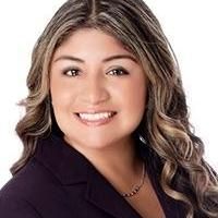 Lisa Aparicio, La Rosa Realty, LLC